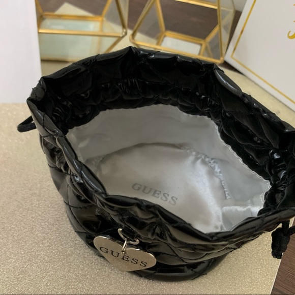Free with Purchase! Guess Jewelry Bag. - Picture 3 of 3